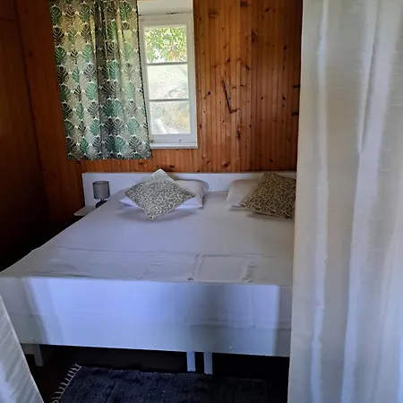Apartmani Dusica Lumbarda Exterior photo