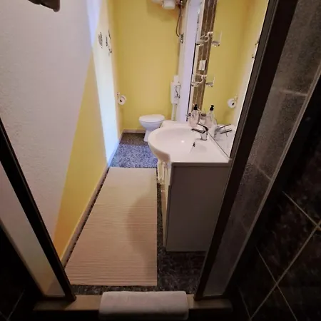 Apartmani Dusica Lumbarda Exterior photo