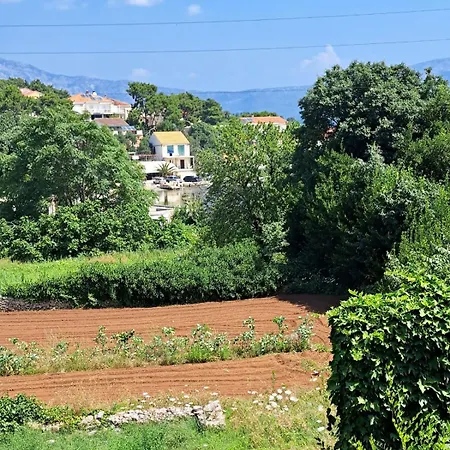 Apartmani Dusica Lumbarda Exterior photo